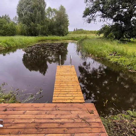度假居 Cozy, Private Country With A Garden And Sauna *