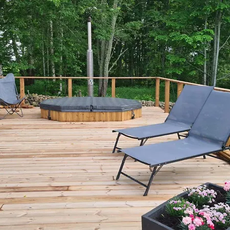 Cozy, Private Country With A Garden And Sauna Сasa de vacaciones *