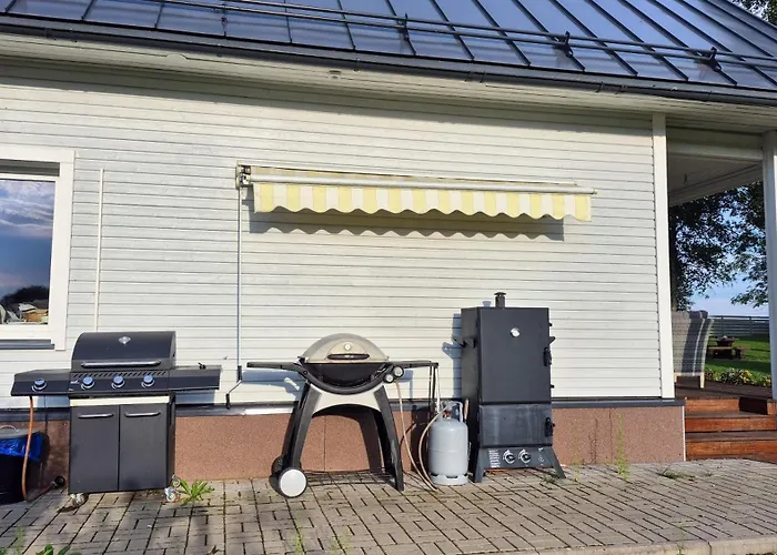 Cozy, Private Country Home With A Garden And Sauna Сasa de vacaciones