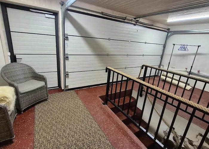 Сasa de vacaciones Cozy, Private Country Home With A Garden And Sauna