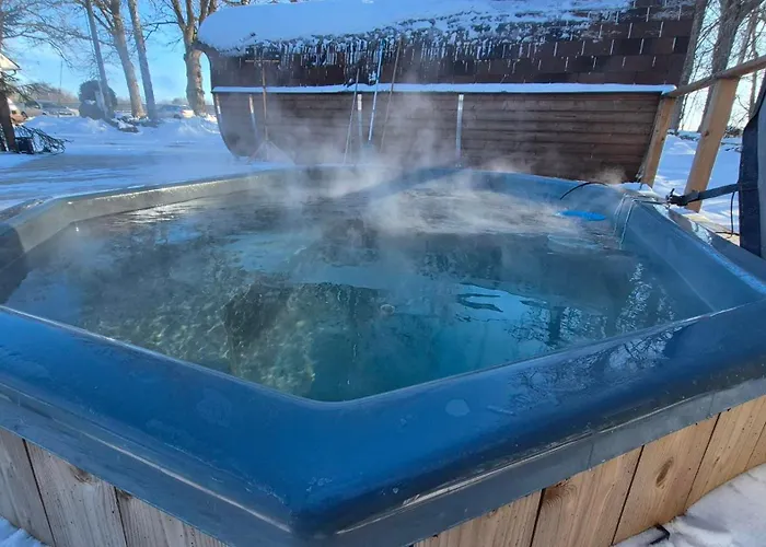 Cozy, Private Country Home With A Garden And Sauna Poru